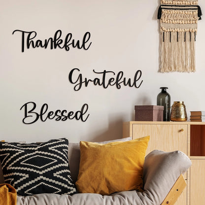 Schriftzüge - "Thankful Grateful Blessed"